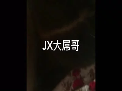 五月最新下海的甜美小美眉要倍炮友给草死了尤物般身材妹子下面太敏感了被操开始要死去活来的那种惨叫