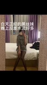 第一會所新片SIS001HOTSHE402断出張人妻極秘中出本番撮影12人4時間4