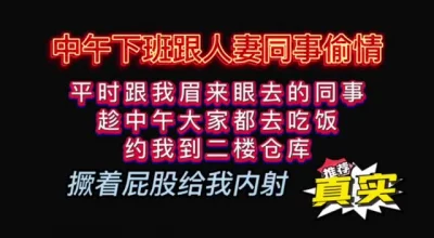 探花金小胖酒店钟点炮房啪啪零零后高中兼职美眉一边被草一边专心玩手机