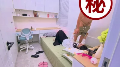 9LUXUFUCKEDINSTOCKINGSANDHIGHHEELS雪白少妇肉丝高跟MP4